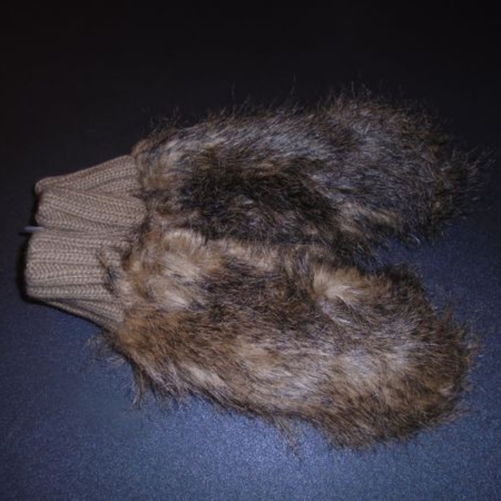 BE SMITTEN WITH THESE MITTENS